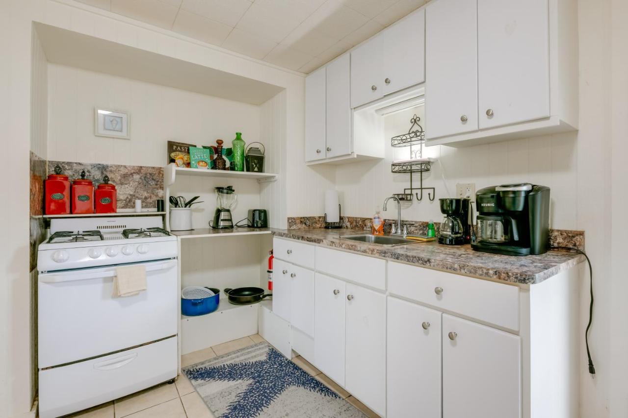 Beautiful Rockport Townhome - Walk To Aransas Bay! Exteriör bild
