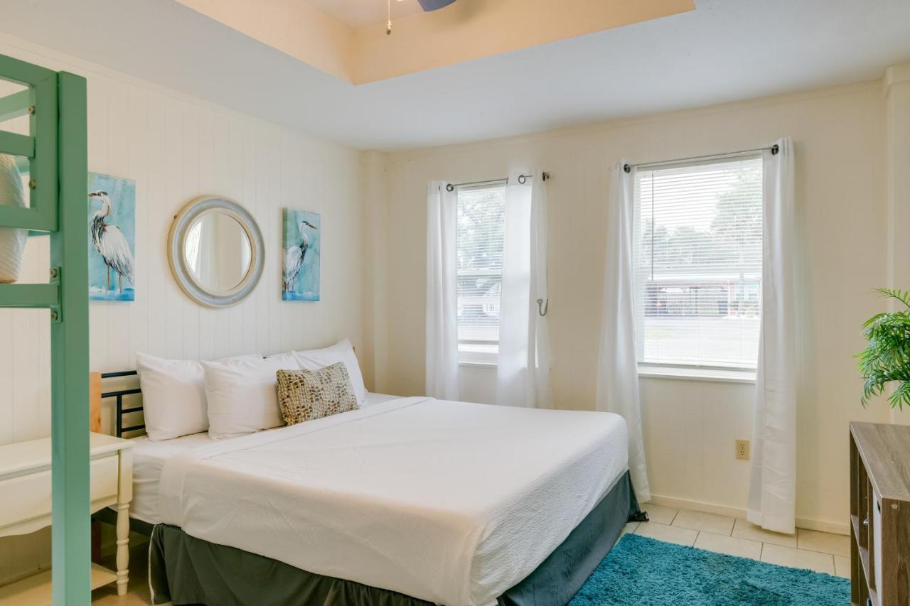 Beautiful Rockport Townhome - Walk To Aransas Bay! Exteriör bild